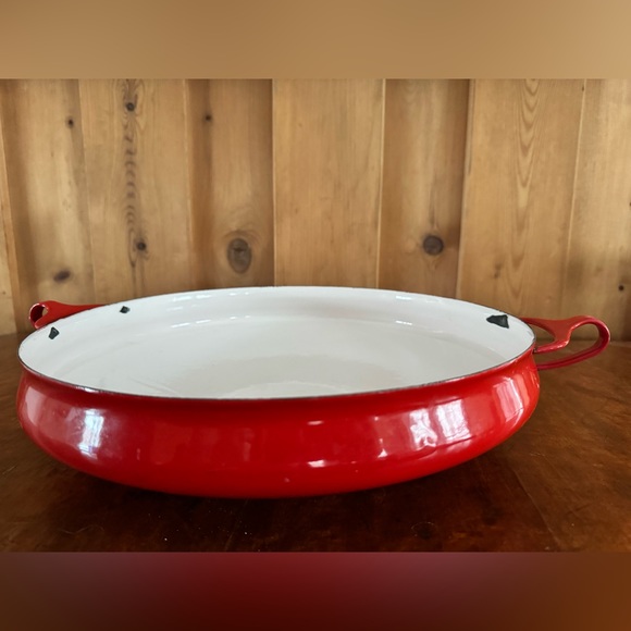 Vintage Dansk Kobenstyle Enamelware Paella pan (red is available, yellow sold) - Picture 9 of 15